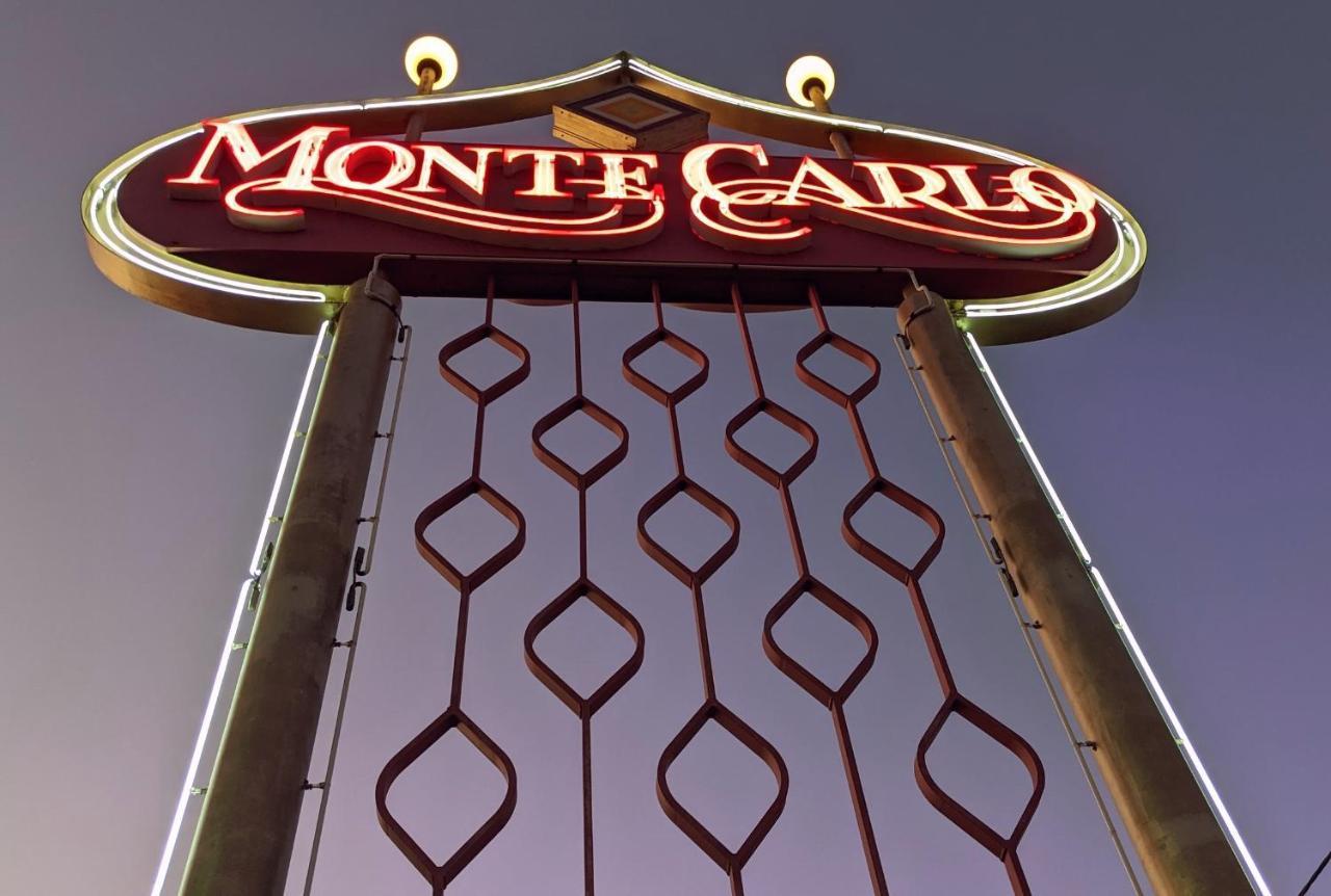 Monte Carlo Motor Inn Τάουνσβιλ Εξωτερικό φωτογραφία