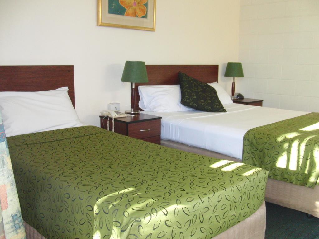 Monte Carlo Motor Inn Τάουνσβιλ Δωμάτιο φωτογραφία